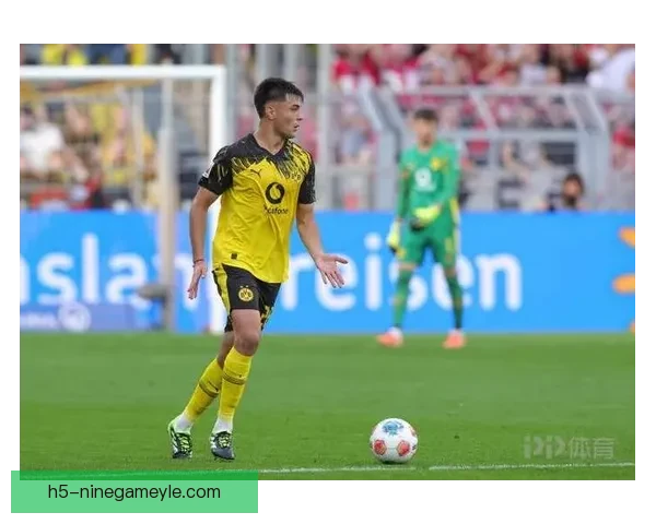 德媒：安塞尔米诺离队多特暂缓外租马内